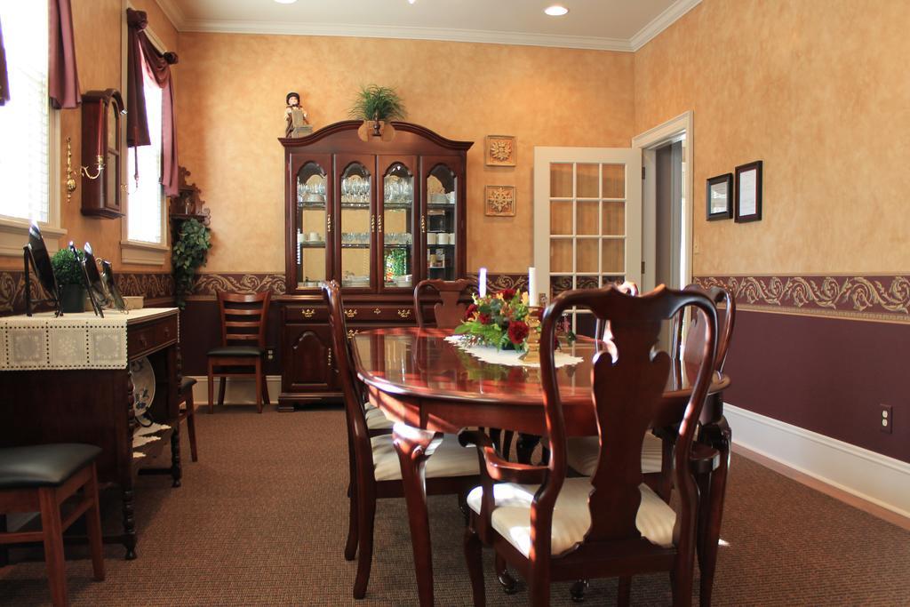 Marion The Collins House Inn מראה חיצוני תמונה